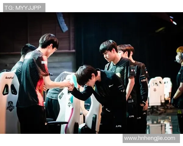 电竞新闻深入解析RNG战队防守反击策略及其在王者荣耀中的应用技巧